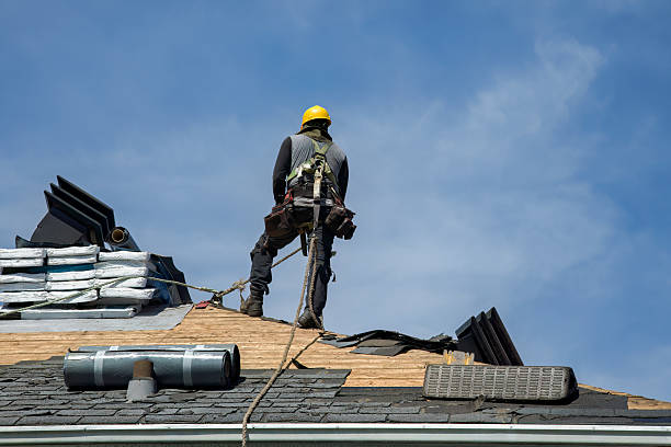 Professional Gutter Installation technician working in Three Rivers, OR
